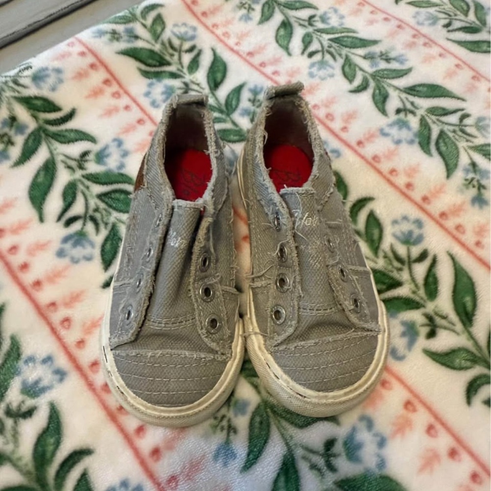 Blowfish Kids Gray Slip-On Sneakers